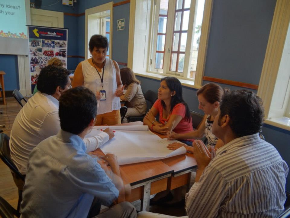 How an Australian volunteer determined happiness teaching youngsters in Pakistan